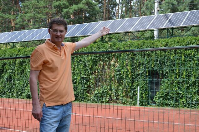Украинский телеведущий впервые сказал, сколько заработал на солнечных панелях