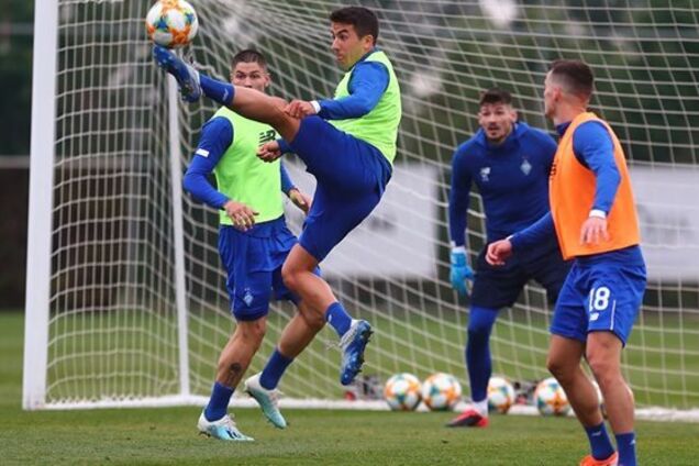 Футболіст 'Динамо' забив божевільний гол бісіклетою