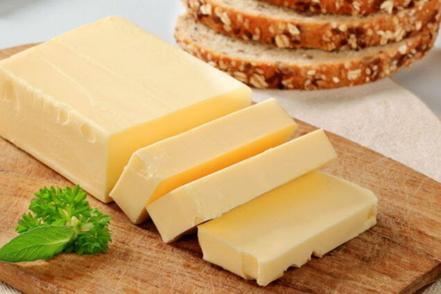 Решта – підробка: названа ціна справжнього масла в Україні