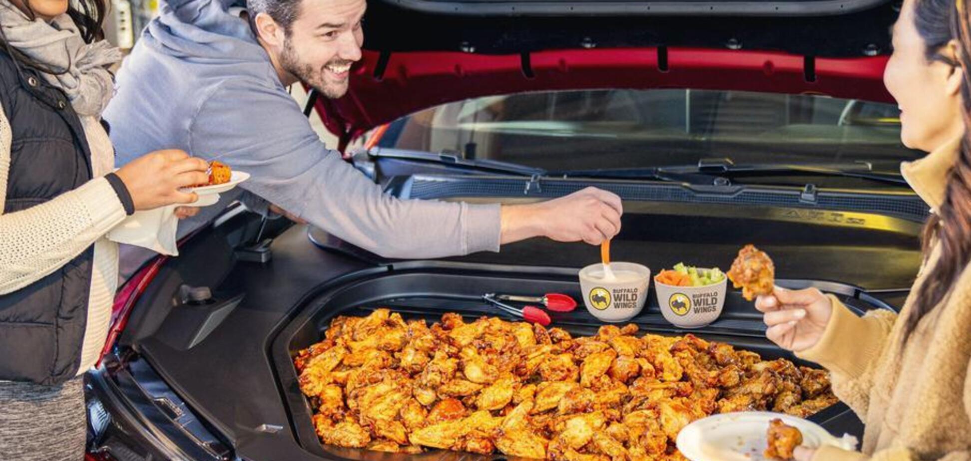 Ford наочно показав перевагу порожнього капота в електромобілі