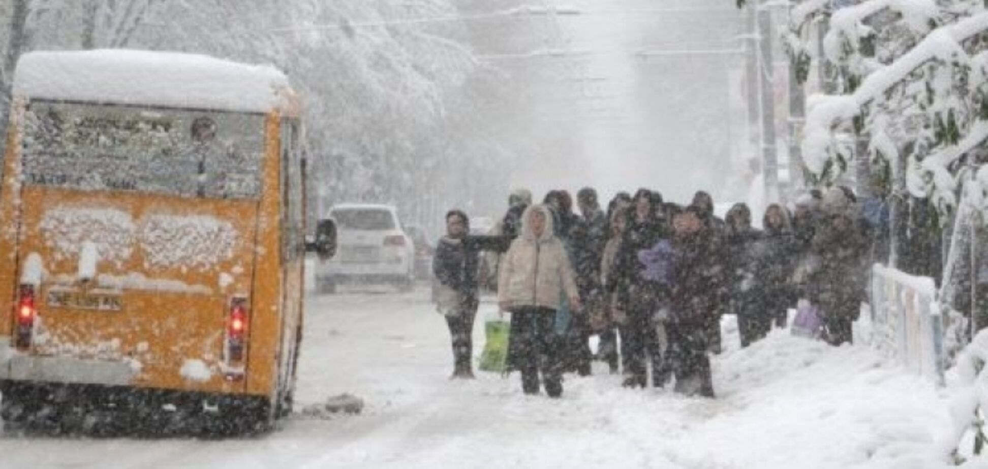 Дніпро завалить снігом: синоптики попередили про небезпечне погіршення погоди