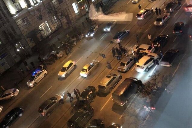 У Харкові зіткнулися вісім авто: деталі ДТП