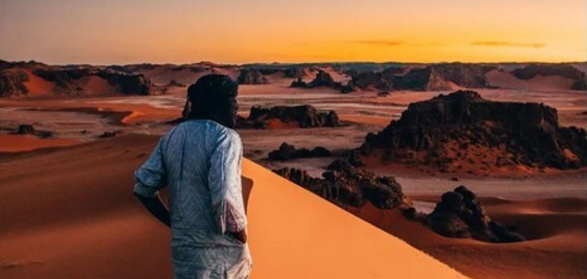 Словно с Марса: парень показал невероятные фото путешествия в пустыню