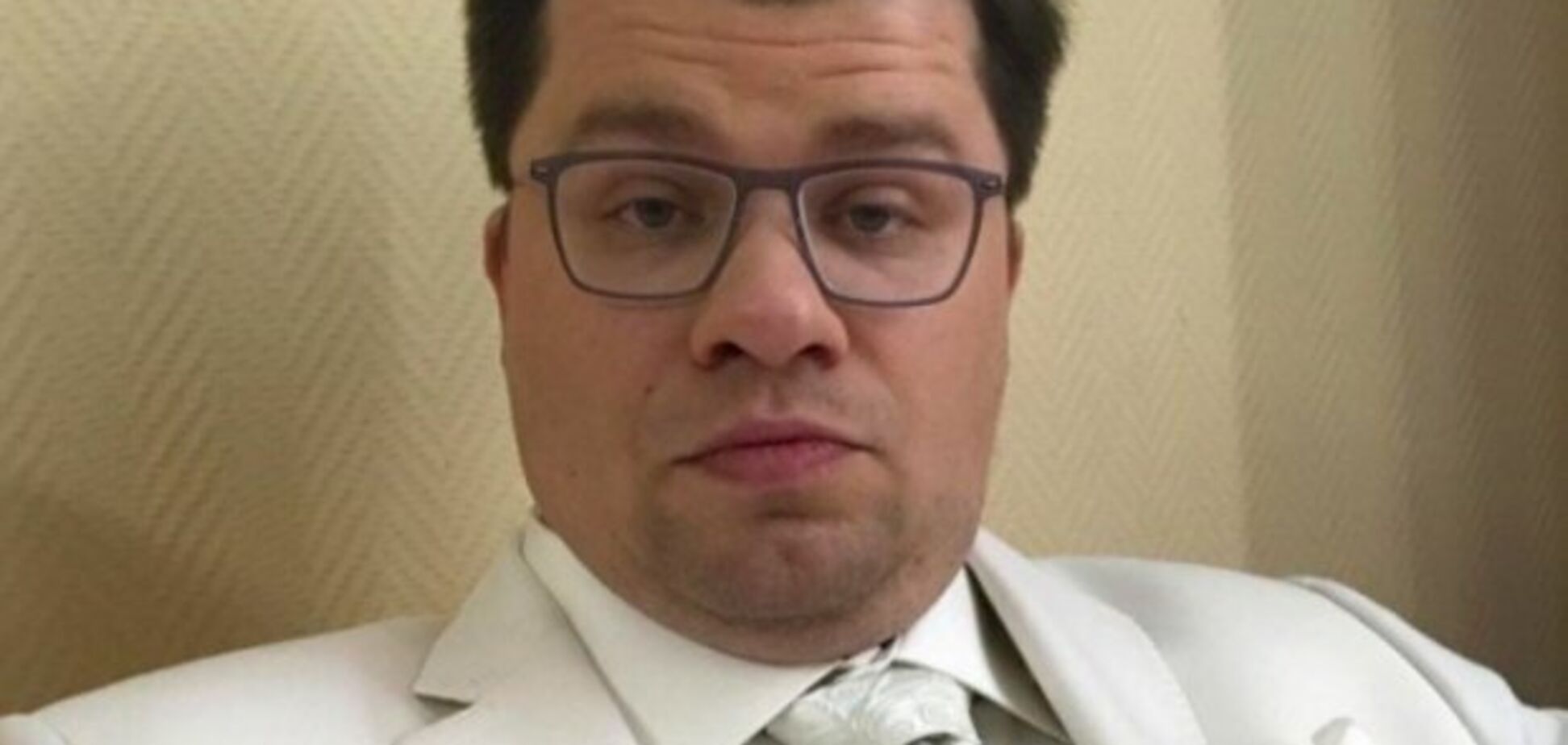 Стыдный момент на Первом канале стал у Гарика Харламова 'креативной рекламой'