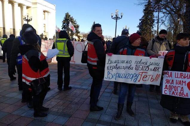В Киеве катастрофа со 'скорыми': медики вышли на протест из-за нечеловеческих условий