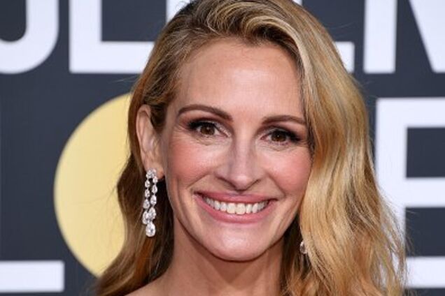 52-летняя Джулия Робертс в бикини засветила тату в интимном месте. Фото