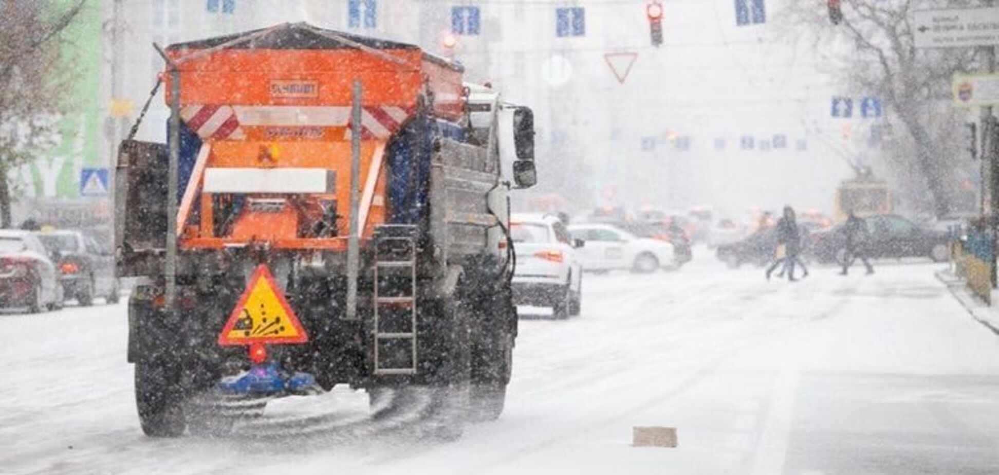 До 50 см снігу: на дорогах України очікується масштабний колапс. Карта