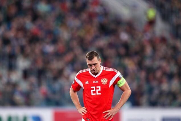 Збірна Росії з футболу та її капітан Артем Дзюба