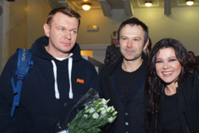 'Спасибо за любовь!' Известный украинский певец объявил об уходе со сцены: видео