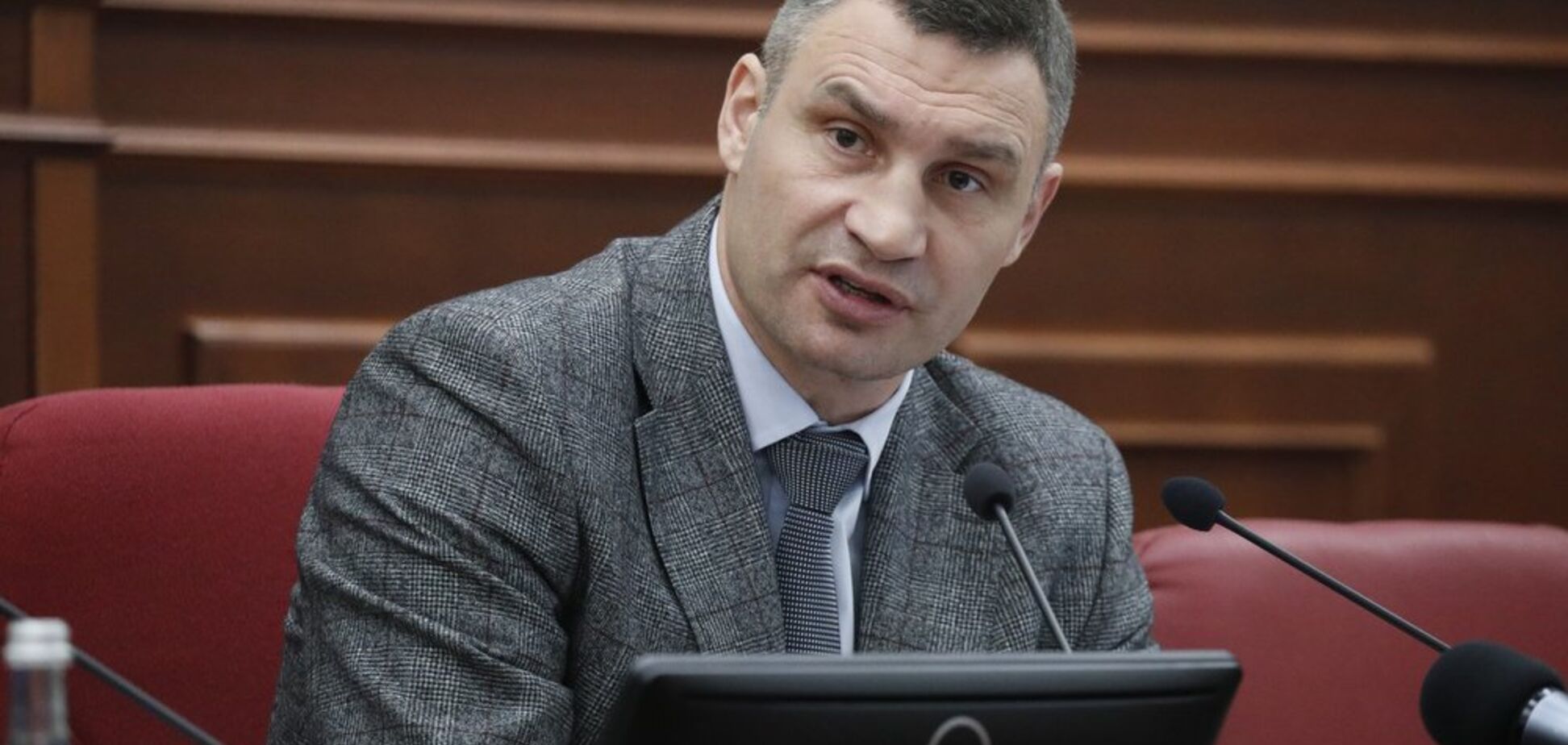 Надбавкам медикам та освітянам – бути: Кличко поставив крапку