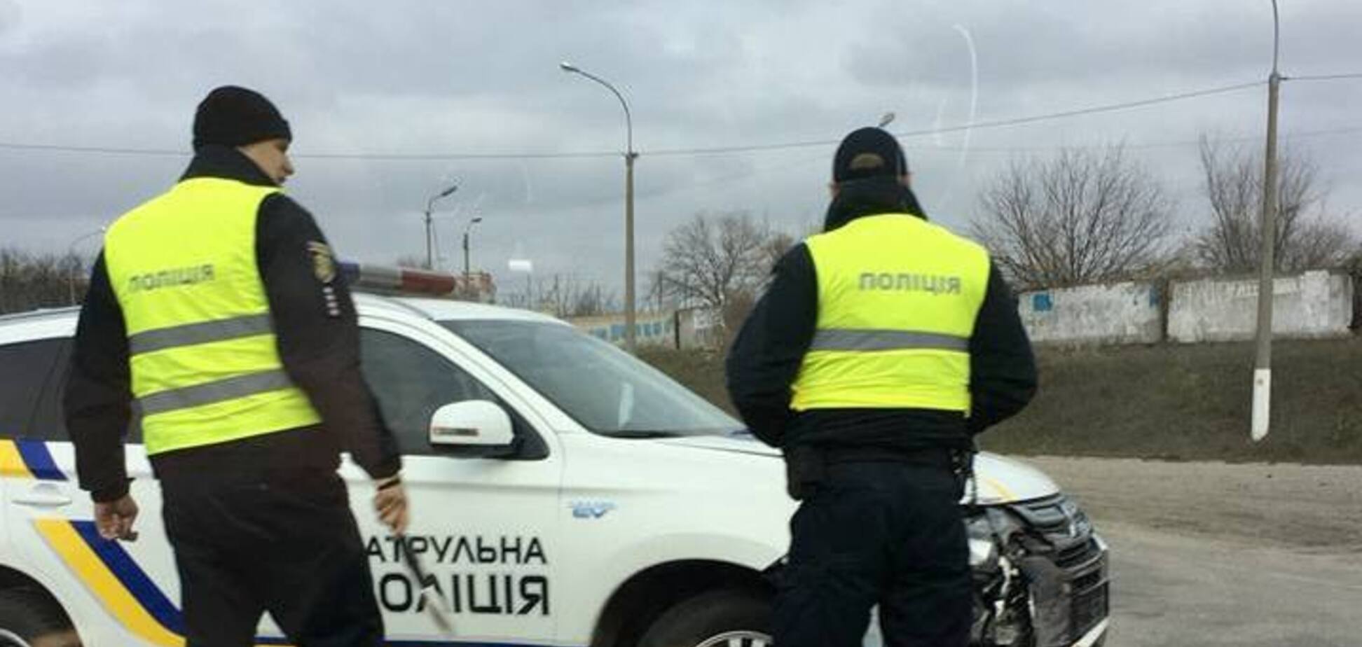 На Закарпатье патрульные устроили драку с пассажирами авто (иллюстрация)