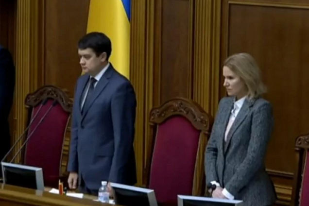 'Бульдозер, що зачищає все українське': в мережі жорстко відреагували на почесті в Раді для ексглави Верховної Ради УРСР