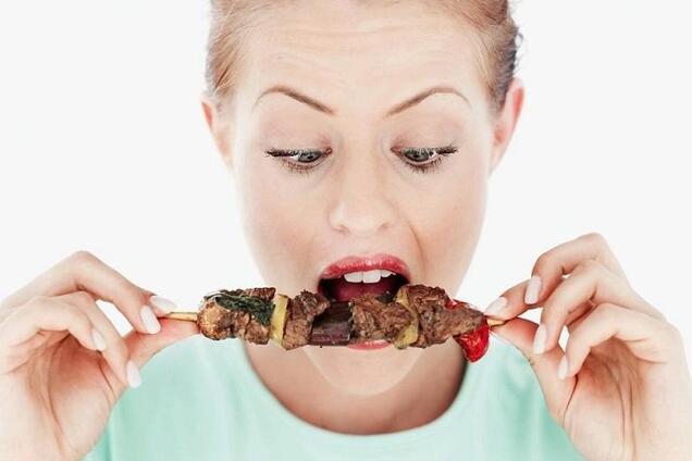 Убийцы молодости: названы продукты, которые приближают старость