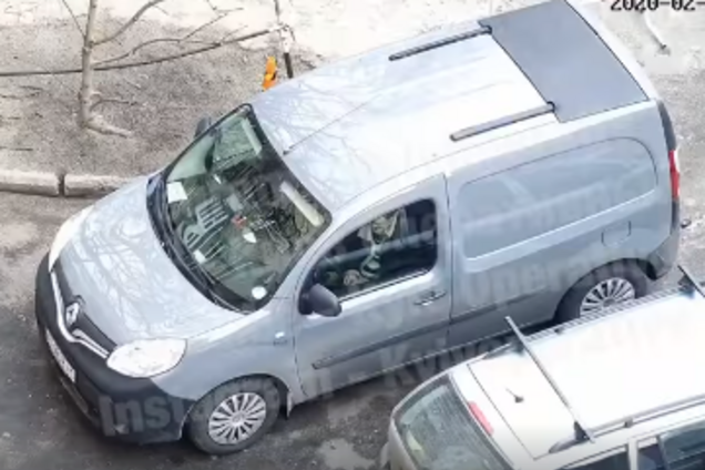 В Киеве таксист под наркотиками попал в жесткий инцидент: детали и видео