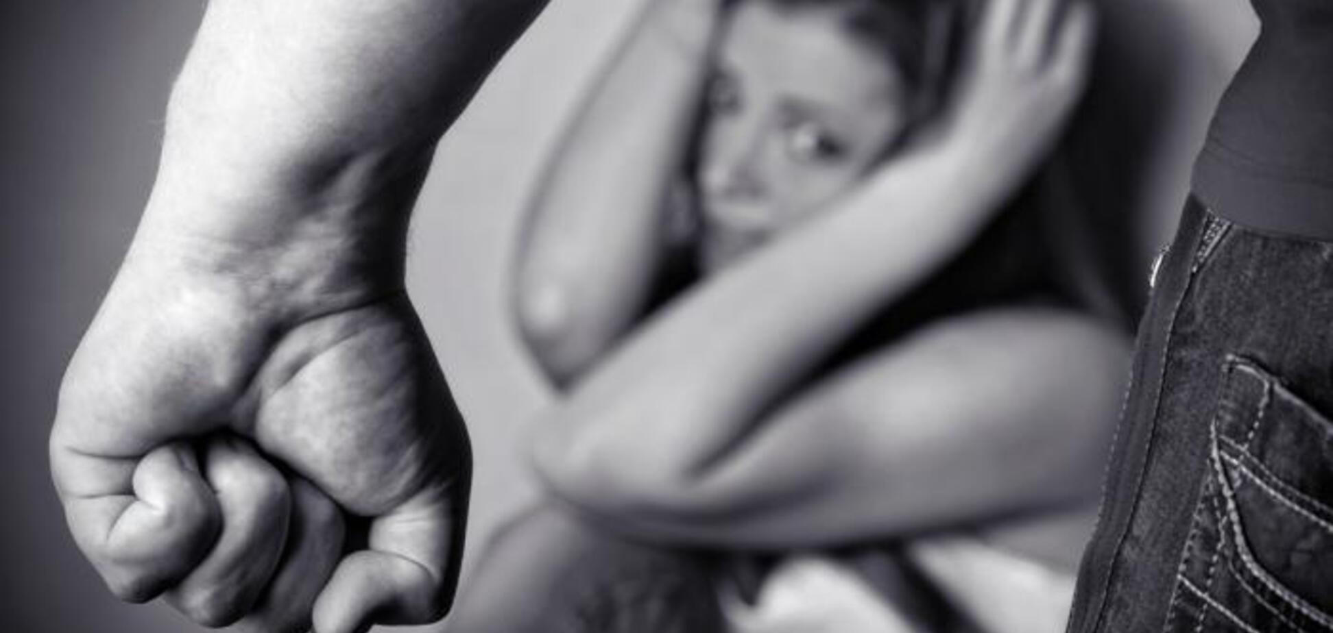 Избивал и угрожал жене: в Днепре объявили приговор мужу-тирану