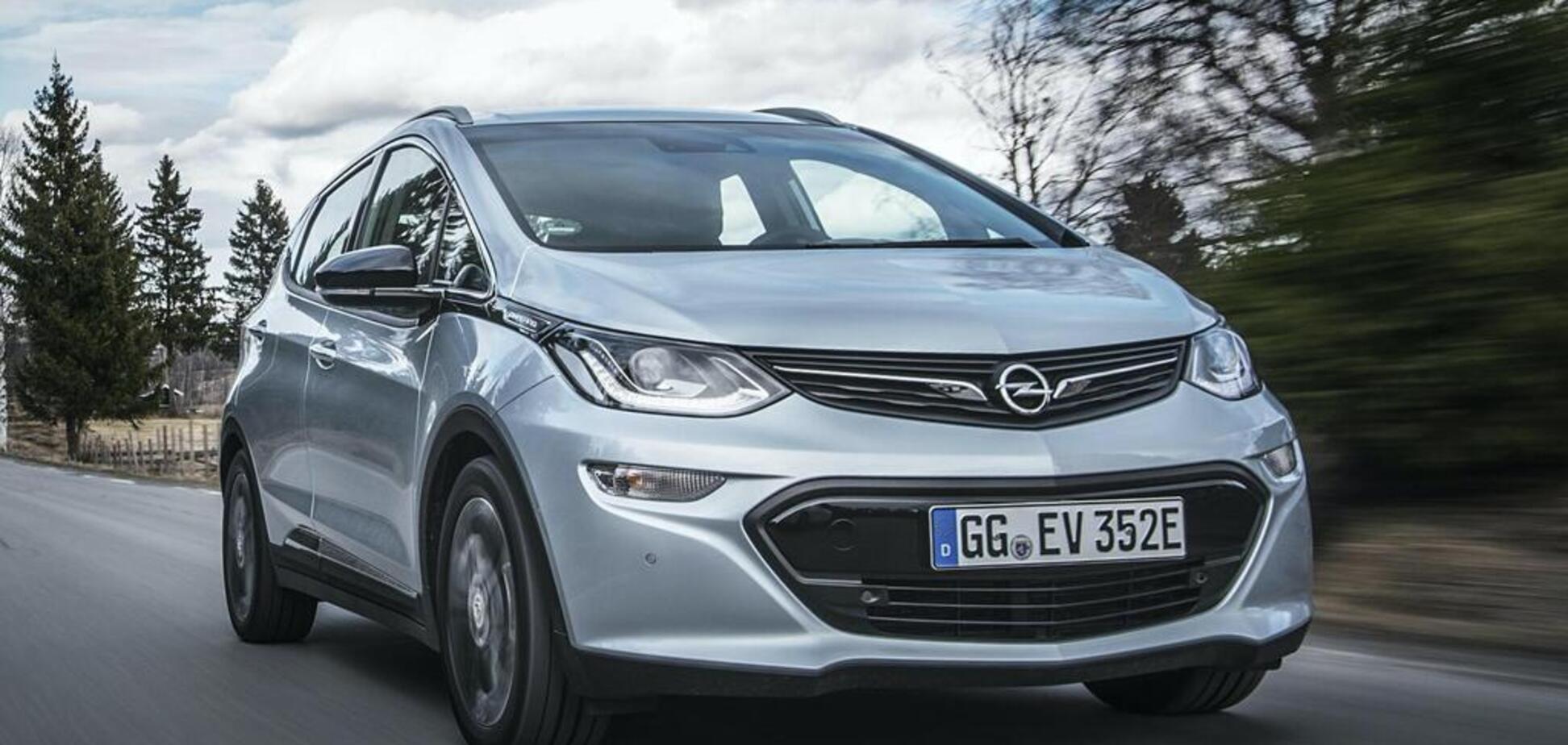 Нові електромобілі Opel розпродують зі знижкою 10 000 євро