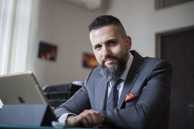 Може дозволити собі 'порно-шоу': Нефьодов у грудні отримав зарплату в 230 тисяч грн. Декларація