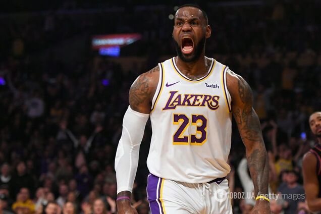 ЛеБрон Джеймс