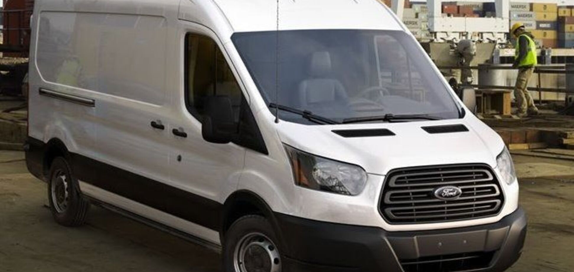 На Днепропетровщине фургон сбил пенсионерку, которая переходила дорогу. Фото