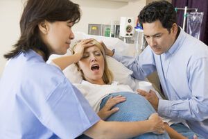 Разрыв шейки матки: причины возникновения и основные симптомы, способы лечения заболевания