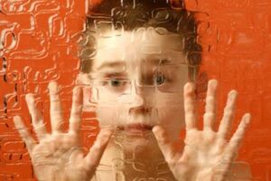 Детский аутизм: причини виникнення та основні симптоми, способи лікування захворювання