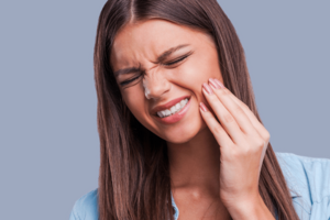 Зубная боль: причини виникнення та основні симптоми, способи лікування захворювання