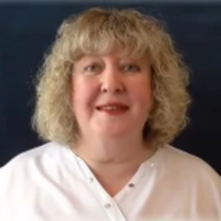 Олена Бруснікіна