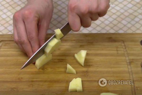 How To Cut An Apple Into Matchsticks 