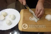 Салат с кальмарами и яйцом - Шаг 2 Салат с кальмарами и яйцом - Шаг 2