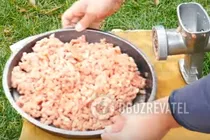 Фрикадельки у сметанному соусі - Крок 1 Фрикадельки у сметанному соусі - Крок 1