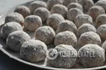 Фрикадельки у сметанному соусі - Крок 4 Фрикадельки у сметанному соусі - Крок 4
