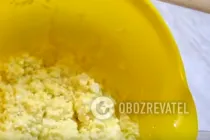 Запеканка из творога в мультиварке - Шаг 2 Запеканка из творога в мультиварке - Шаг 2