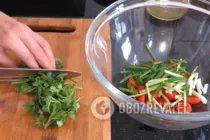 Салат с курицей и сухариками - Шаг 7 Салат с курицей и сухариками - Шаг 7