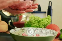 Котлета для гамбургера - Шаг 2 Котлета для гамбургера - Шаг 2