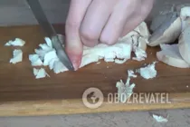 Салат с сельдереем и курицей - Шаг 2 Салат с сельдереем и курицей - Шаг 2