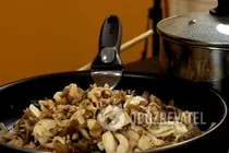 Пельмени в горшочках - Шаг 2 Пельмени в горшочках - Шаг 2