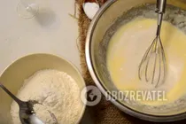 Оладки на сметані - Крок 3 Оладки на сметані - Крок 3