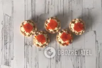 Тарталетки с икрой - Шаг 5 Тарталетки с икрой - Шаг 5