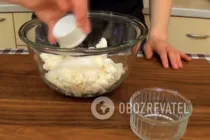 Творожник с манкой - Шаг 1 Творожник с манкой - Шаг 1