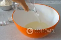 Тесто для пирожков на воде - Шаг 2 Тесто для пирожков на воде - Шаг 2