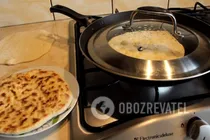Хачапури с сыром - Шаг 7 Хачапури с сыром - Шаг 7