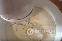 Шарлотка с абрикосами - Шаг 4 Шарлотка с абрикосами - Шаг 4