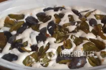 Шарлотка со сливами - Шаг 5 Шарлотка со сливами - Шаг 5