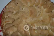 Шарлотка без яиц - Шаг 7 Шарлотка без яиц - Шаг 7
