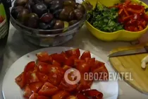 Кетчуп у мультиварці зі сливами та перцем - Крок 2 Кетчуп у мультиварці зі сливами та перцем - Крок 2