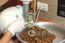 Сливовий кетчуп до м'яса - Крок 4 Сливовий кетчуп до м'яса - Крок 4