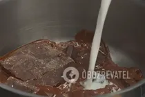 Молочний коктейль з вершками і шоколадом - Крок 2 Молочний коктейль з вершками і шоколадом - Крок 2