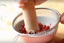 Прозрачный кисель из клюквы - Шаг 2 Прозрачный кисель из клюквы - Шаг 2
