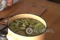 Компот из ревеня с мятой - Шаг 2 Компот из ревеня с мятой - Шаг 2