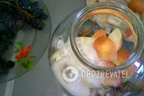 Компот з винограду та яблук - Крок 4 Компот з винограду та яблук - Крок 4